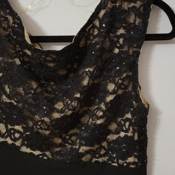 Connected Black Sleeveless Dress Size 12 - Picture 6 of 12